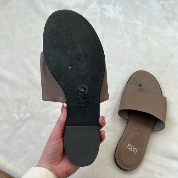 Eileen Fisher Edge Leather Slide Sandal leather color moon summer spring casual - Picture 3 of 5